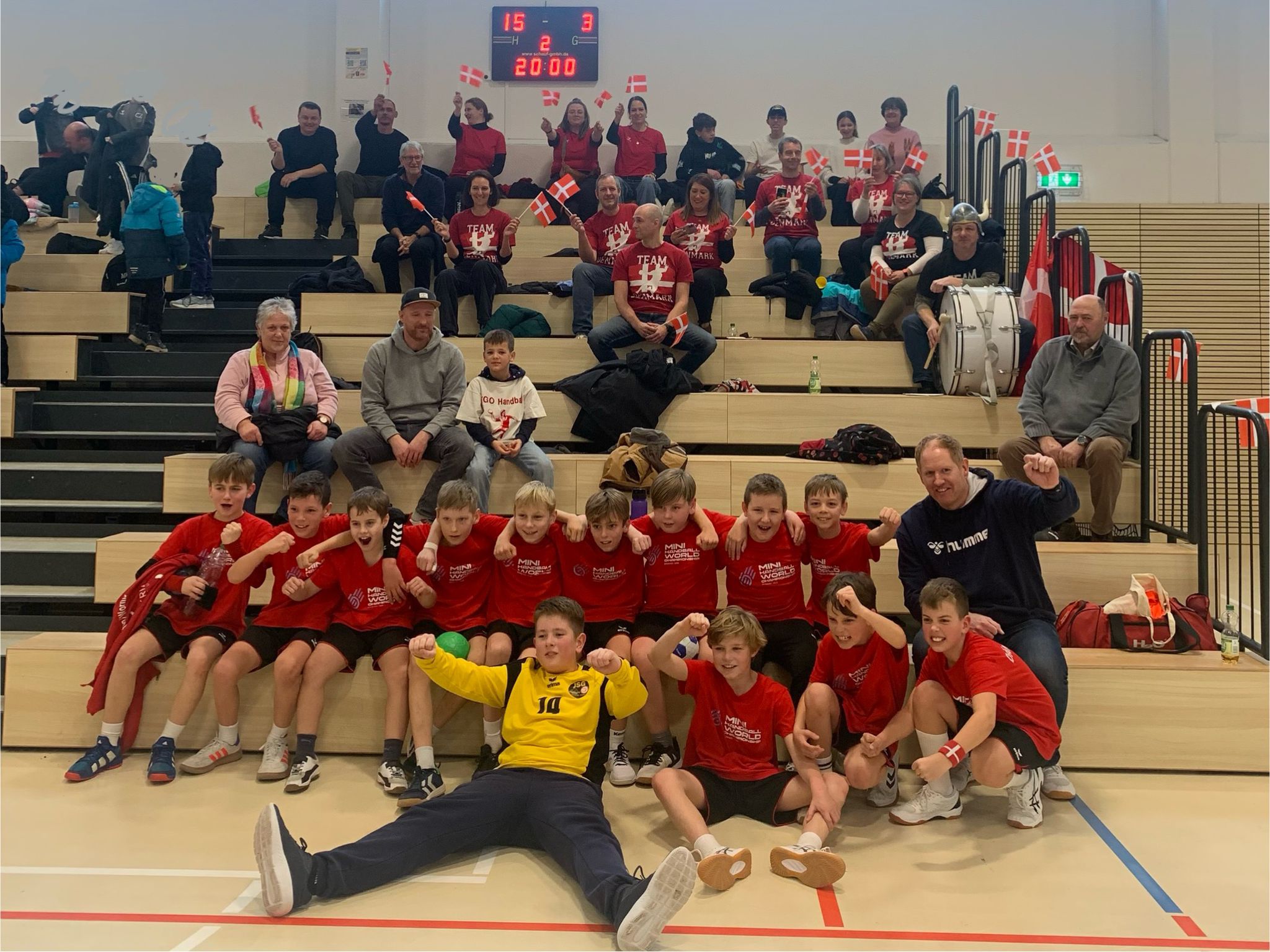 Gemischte E-Jugend qualifiziert sich für nächste Runde der Mini-WM