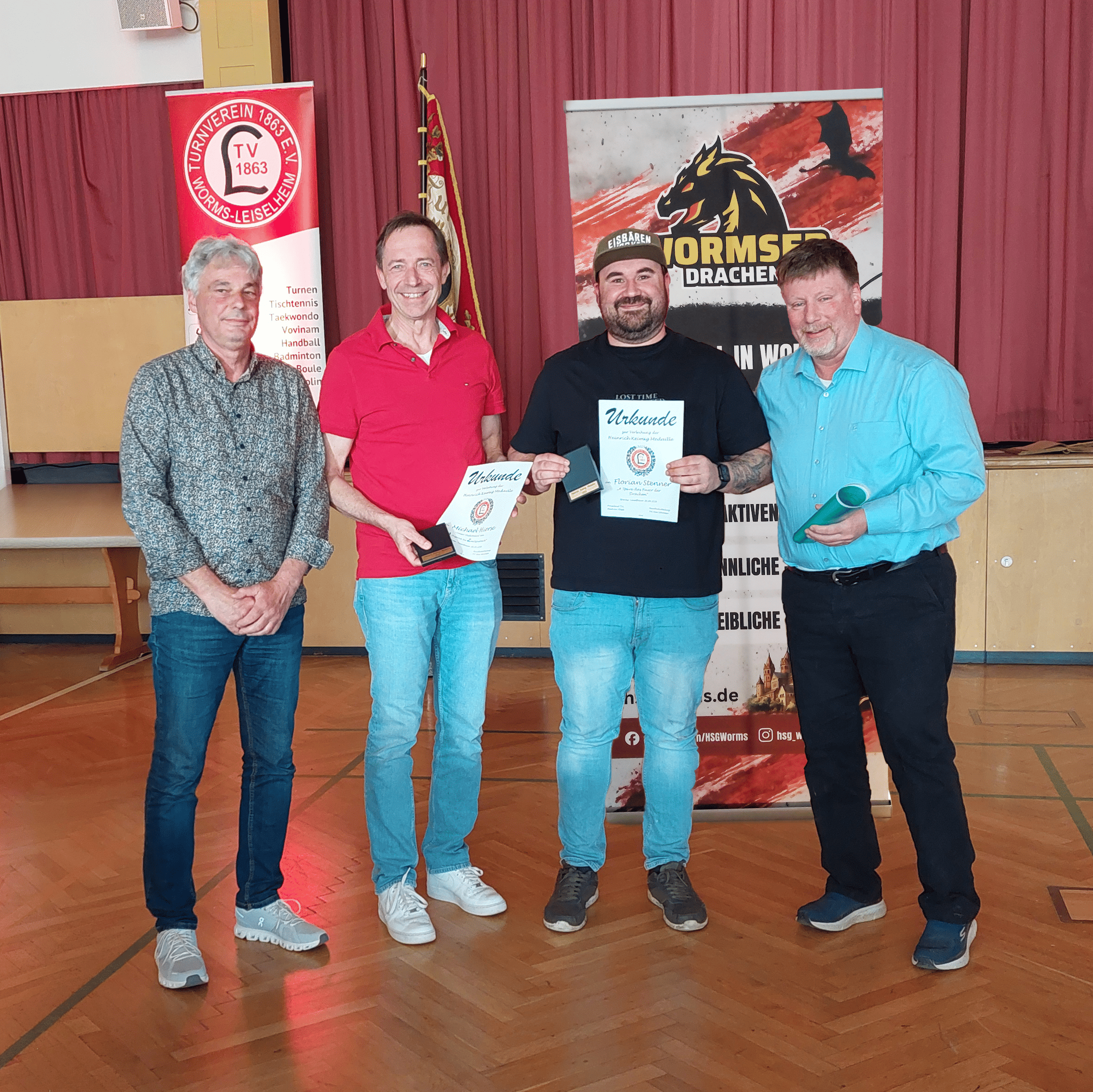 Wormser Handball ehrt verdiente Persönlichkeiten mit der Heinrich-Keimig-Medaille